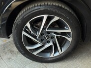 Infiniti Q30 1.6T Luxe DCT Euro 6 (s/s) 5dr 27