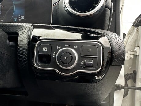 Mercedes-Benz A Class 2.0 A220d AMG Line (Executive) 8G-DCT Euro 6 (s/s) 5dr 16