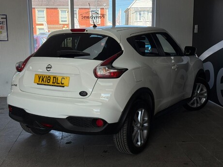 Nissan Juke 1.2 DIG-T Acenta Euro 6 (s/s) 5dr 10