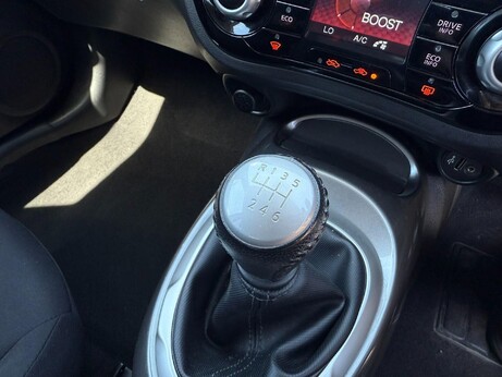 Nissan Juke 1.2 DIG-T Acenta Euro 6 (s/s) 5dr 1