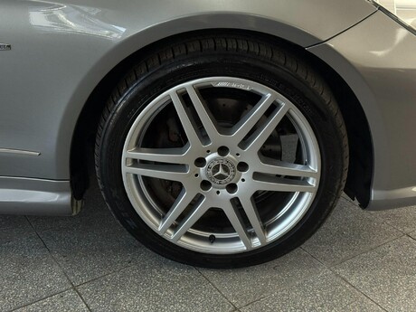 Mercedes-Benz E Class 2.1 E220 CDI BlueEfficiency Sport Edition 125 Cabriolet G-Tronic+ Euro 5 (s 2