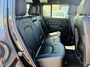 Land Rover Defender 3.0 D250 MHEV X-Dynamic SE Auto 4WD Euro 6 (s/s) 5dr 12