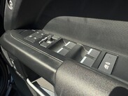 Land Rover Defender 3.0 D250 MHEV X-Dynamic SE Auto 4WD Euro 6 (s/s) 5dr 56