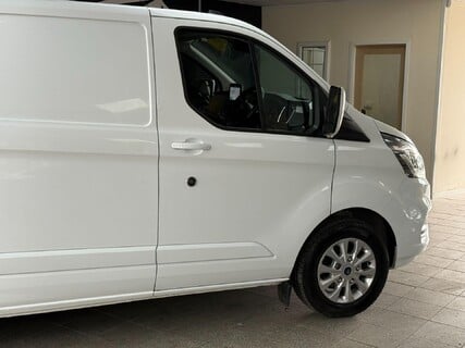 Ford Transit Custom 2.0 300 EcoBlue Limited L2 H1 Euro 6 (s/s) 5dr