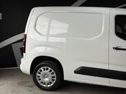 Vauxhall Combo 1.5 Turbo D 2300 Sportive L1 H1 Euro 6 4dr 3