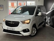 Vauxhall Combo 1.5 Turbo D 2300 Sportive L1 H1 Euro 6 4dr 6