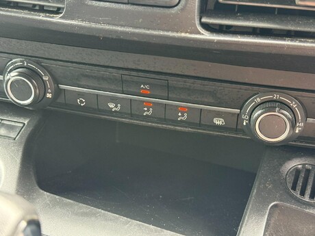 Vauxhall Combo 1.5 Turbo D 2300 Sportive L1 H1 Euro 6 4dr 29