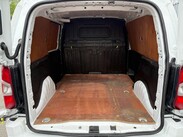 Vauxhall Combo 1.5 Turbo D 2300 Sportive L1 H1 Euro 6 4dr 32