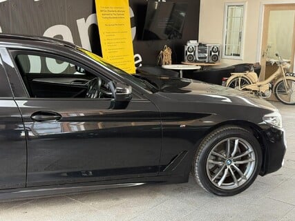 BMW 5 Series 2.0 520d M Sport Auto Euro 6 (s/s) 4dr