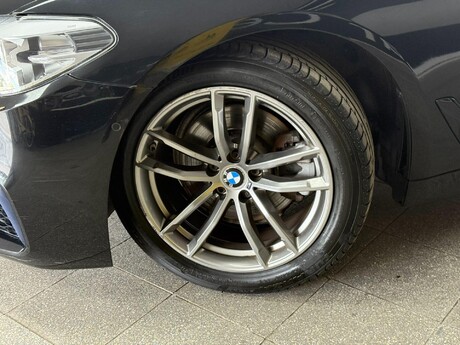 BMW 5 Series 2.0 520d M Sport Auto Euro 6 (s/s) 4dr 11