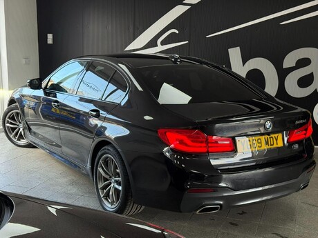 BMW 5 Series 2.0 520d M Sport Auto Euro 6 (s/s) 4dr 18