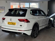 Volkswagen Tiguan Allspace 2.0 TDI R-Line Tech DSG Euro 6 (s/s) 5dr 16