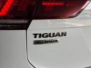 Volkswagen Tiguan Allspace 2.0 TDI R-Line Tech DSG Euro 6 (s/s) 5dr 20