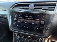 Volkswagen Tiguan Allspace 2.0 TDI R-Line Tech DSG Euro 6 (s/s) 5dr 35