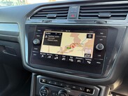 Volkswagen Tiguan Allspace 2.0 TDI R-Line Tech DSG Euro 6 (s/s) 5dr 37