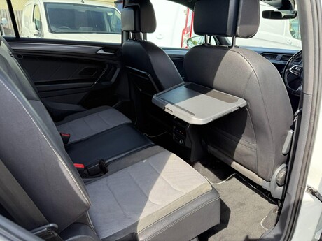 Volkswagen Tiguan Allspace 2.0 TDI R-Line Tech DSG Euro 6 (s/s) 5dr 51
