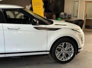 Land Rover Range Rover Evoque 1.5 P300e 12.2kWh R-Dynamic SE Auto 4WD Euro 6 (s/s) 5dr 5