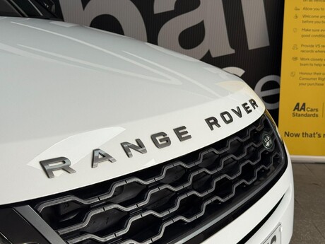 Land Rover Range Rover Evoque 1.5 P300e 12.2kWh R-Dynamic SE Auto 4WD Euro 6 (s/s) 5dr 8