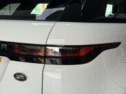 Land Rover Range Rover Evoque 1.5 P300e 12.2kWh R-Dynamic SE Auto 4WD Euro 6 (s/s) 5dr 19