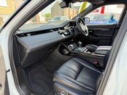Land Rover Range Rover Evoque 1.5 P300e 12.2kWh R-Dynamic SE Auto 4WD Euro 6 (s/s) 5dr 52