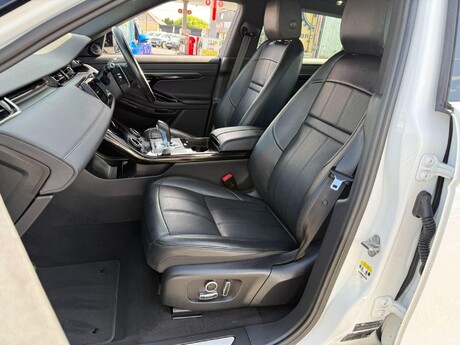 Land Rover Range Rover Evoque 1.5 P300e 12.2kWh R-Dynamic SE Auto 4WD Euro 6 (s/s) 5dr 53