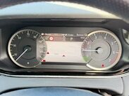 Land Rover Range Rover Evoque 1.5 P300e 12.2kWh R-Dynamic SE Auto 4WD Euro 6 (s/s) 5dr 38