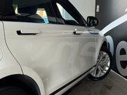 Land Rover Range Rover Evoque 1.5 P300e 12.2kWh R-Dynamic SE Auto 4WD Euro 6 (s/s) 5dr 18