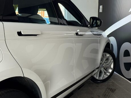 Land Rover Range Rover Evoque 1.5 P300e 12.2kWh R-Dynamic SE Auto 4WD Euro 6 (s/s) 5dr 18