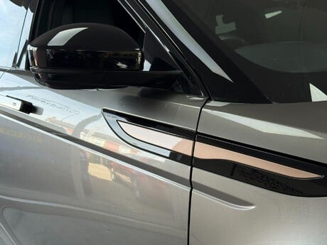 Land Rover Range Rover Evoque 2.0 D200 MHEV Autobiography Auto 4WD Euro 6 (s/s) 5dr 6