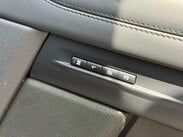 Land Rover Range Rover Evoque 2.0 D200 MHEV Autobiography Auto 4WD Euro 6 (s/s) 5dr 34