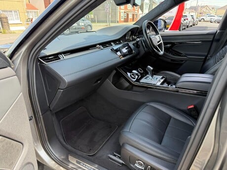 Land Rover Range Rover Evoque 2.0 D200 MHEV Autobiography Auto 4WD Euro 6 (s/s) 5dr 57