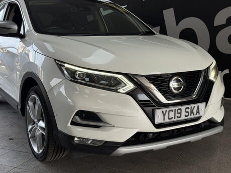 Nissan Qashqai 1.5 dCi N-Motion Euro 6 (s/s) 5dr 8