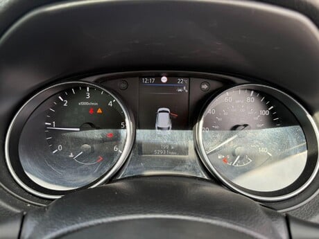 Nissan Qashqai 1.5 dCi N-Motion Euro 6 (s/s) 5dr 29