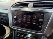 Volkswagen Tiguan 1.5 TSI R-Line DSG Euro 6 (s/s) 5dr 37