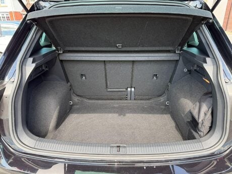 Volkswagen Tiguan 1.5 TSI R-Line DSG Euro 6 (s/s) 5dr 44