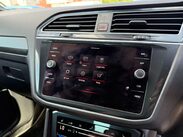Volkswagen Tiguan 1.5 TSI R-Line DSG Euro 6 (s/s) 5dr 38