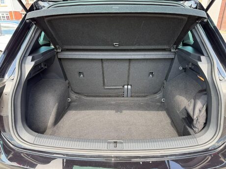 Volkswagen Tiguan 1.5 TSI R-Line DSG Euro 6 (s/s) 5dr 44