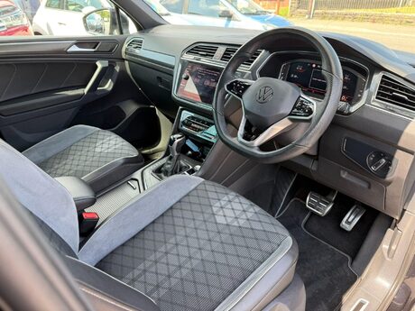 Volkswagen Tiguan 1.5 TSI R-Line DSG Euro 6 (s/s) 5dr 22