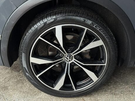 Volkswagen Tiguan 1.5 TSI R-Line DSG Euro 6 (s/s) 5dr 3