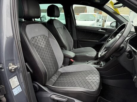 Volkswagen Tiguan 1.5 TSI R-Line DSG Euro 6 (s/s) 5dr 25