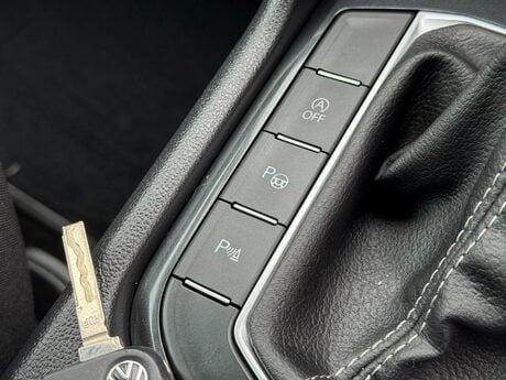 Volkswagen Tiguan 1.5 TSI R-Line DSG Euro 6 (s/s) 5dr 42