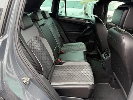 Volkswagen Tiguan 1.5 TSI R-Line DSG Euro 6 (s/s) 5dr 44