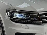 Volkswagen Tiguan 2.0 TDI BlueMotion Tech SEL DSG 4Motion Euro 6 (s/s) 5dr 8