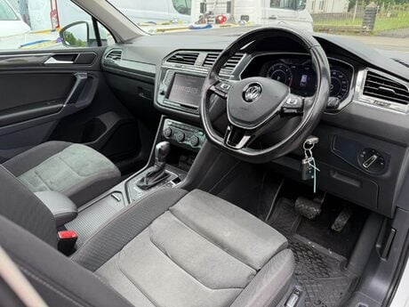 Volkswagen Tiguan 2.0 TDI BlueMotion Tech SEL DSG 4Motion Euro 6 (s/s) 5dr 20
