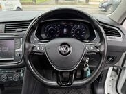 Volkswagen Tiguan 2.0 TDI BlueMotion Tech SEL DSG 4Motion Euro 6 (s/s) 5dr 24
