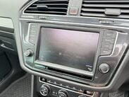 Volkswagen Tiguan 2.0 TDI BlueMotion Tech SEL DSG 4Motion Euro 6 (s/s) 5dr 32