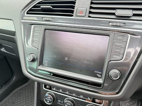 Volkswagen Tiguan 2.0 TDI BlueMotion Tech SEL DSG 4Motion Euro 6 (s/s) 5dr 32