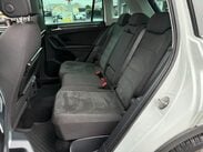 Volkswagen Tiguan 2.0 TDI BlueMotion Tech SEL DSG 4Motion Euro 6 (s/s) 5dr 40