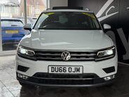 Volkswagen Tiguan 2.0 TDI BlueMotion Tech SEL DSG 4Motion Euro 6 (s/s) 5dr 9
