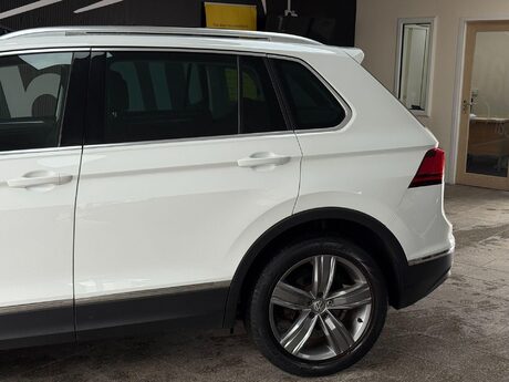 Volkswagen Tiguan 2.0 TDI BlueMotion Tech SEL DSG 4Motion Euro 6 (s/s) 5dr 18